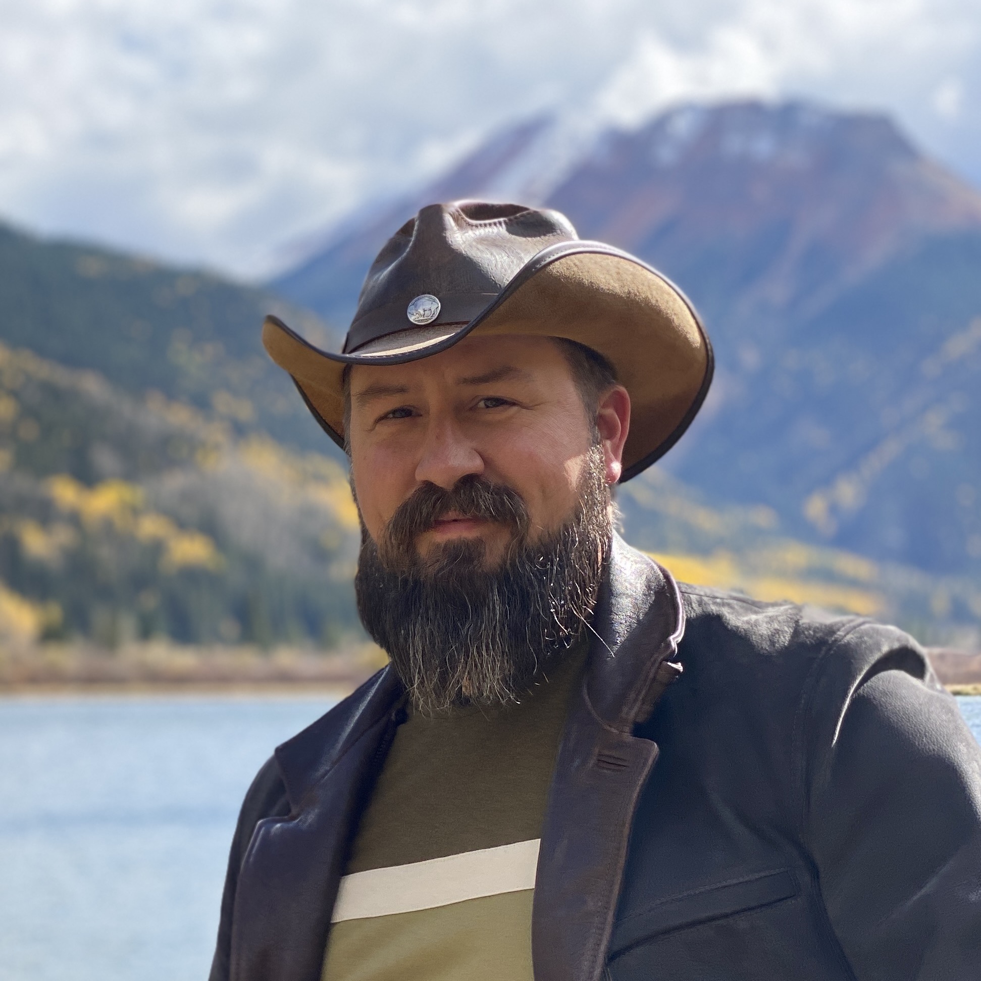 Michael_by_the_lake